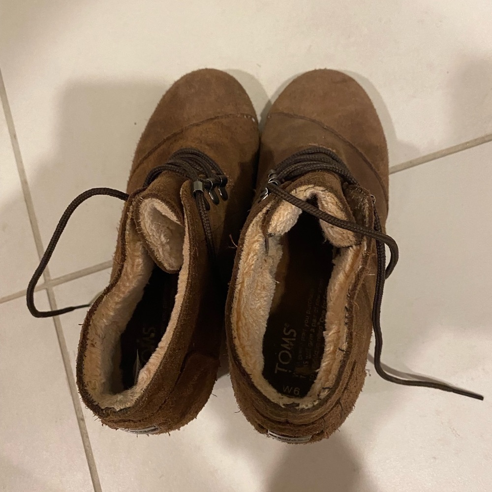 toms shoes